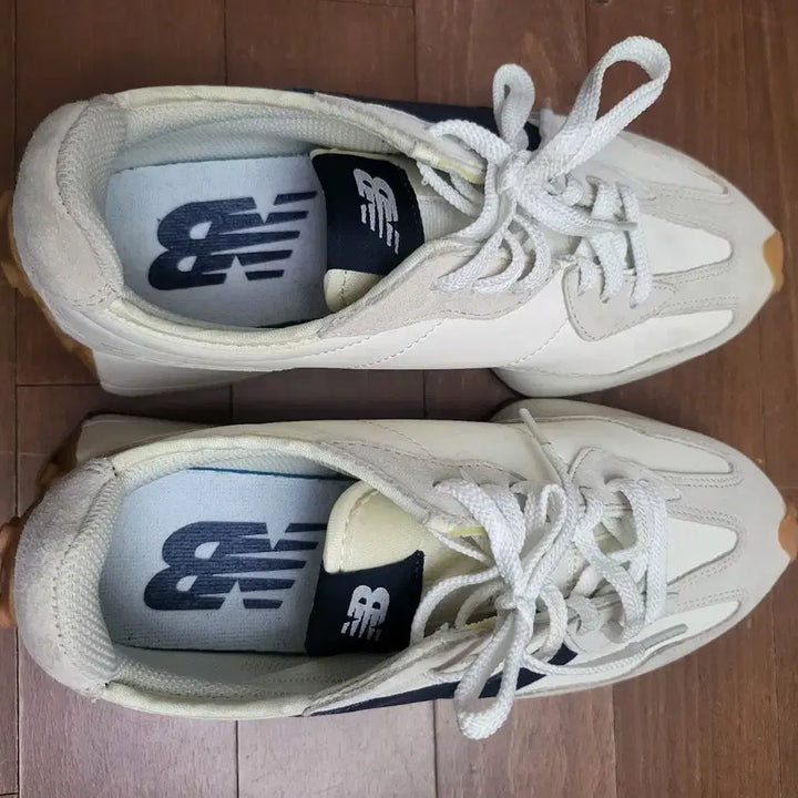[SOLD OUT] 최상급  뉴발란스 327  250