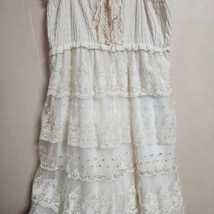 [BUNJANG] Restro Rose Lace Patch Mini Dress / 빈티지 레스트로즈 달천깔 패치원피스
