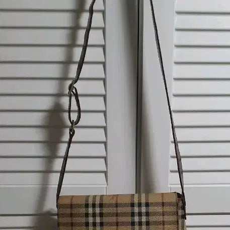 [BUNJANG] Burberry Check Shoulder Bag / 버버리 빈티지 체크 숄더백