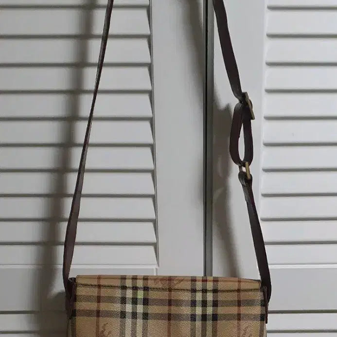 [BUNJANG] Burberry Check Shoulder Bag / 버버리 빈티지 체크 숄더백