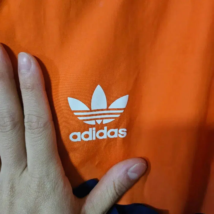 [BUNJANG] Adidas Orange/Navy Windbreaker Jacket / 아디다스 오렌지/네이비 바람막이 자켓 100
