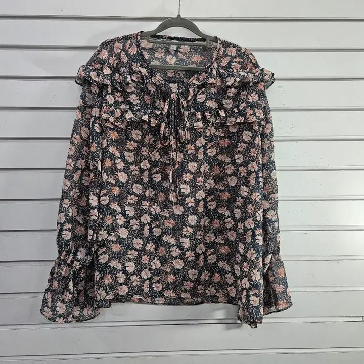 [BUNJANG] Floral Chiffon Tie-Front Blouse (Size 77) / 플라워 쉬폰 앞끈장식 블라우스77/보물찾기천사