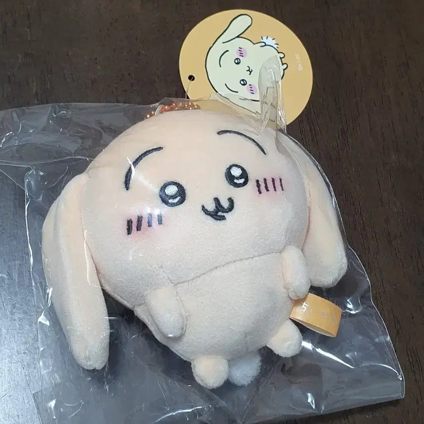 [SOLD OUT] 치이카와 롭이어 우사기 마스코트 인형