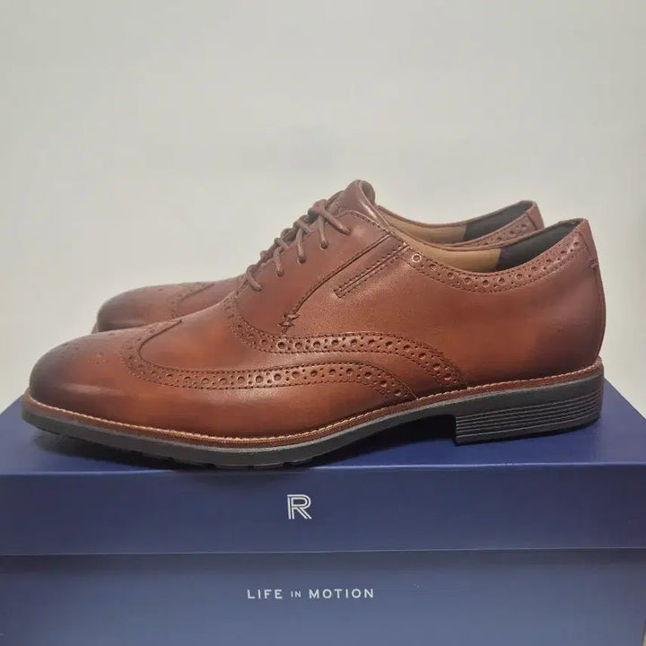 [BUNJANG] Rockport Wingtip Leather Shoes / 락포트 천연가죽 윙팁 클래식 비브람 300