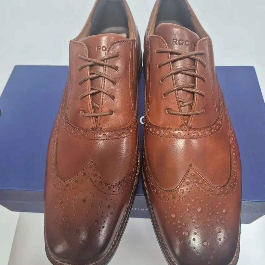 [BUNJANG] Rockport Wingtip Leather Shoes / 락포트 천연가죽 윙팁 클래식 비브람 300