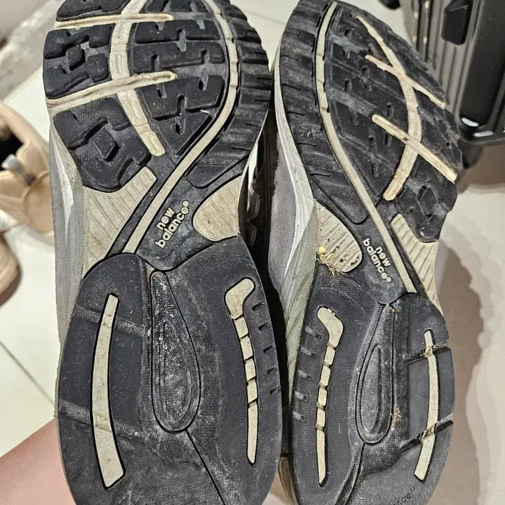 [SOLD OUT] 뉴발란스 993 네이비 280 사이즈 팔아요