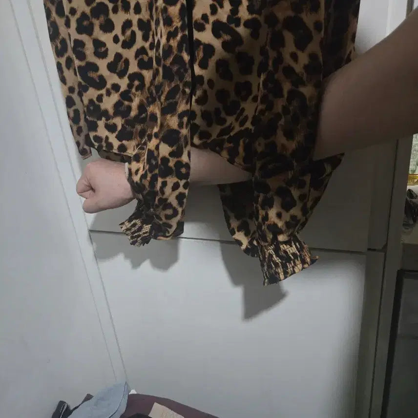 [BUNJANG] Aladdin Leopard Print Pants / 새상품 알라딘  스타일 레오파드 패턴 바지