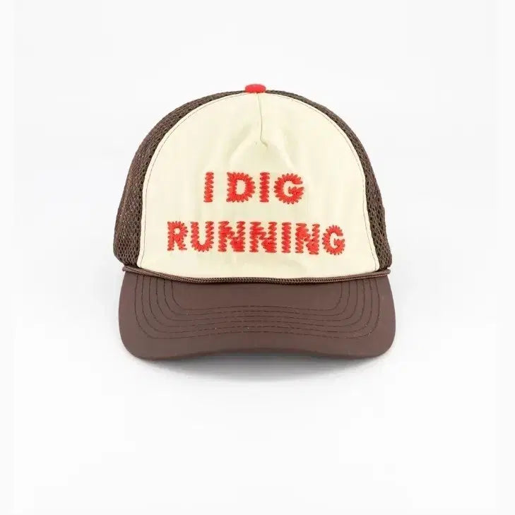 [BUNJANG] OS Alexzoono I Dig Running Trucker Hat Brown / [OS]알렉스조노 아이 디그 러닝 트러커 햇 브라운