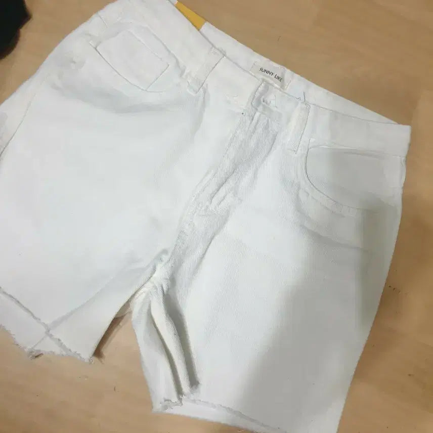 [BUNJANG] Unused White Denim Shorts L / 미사용 초특가 여성 데님 반바지 L
