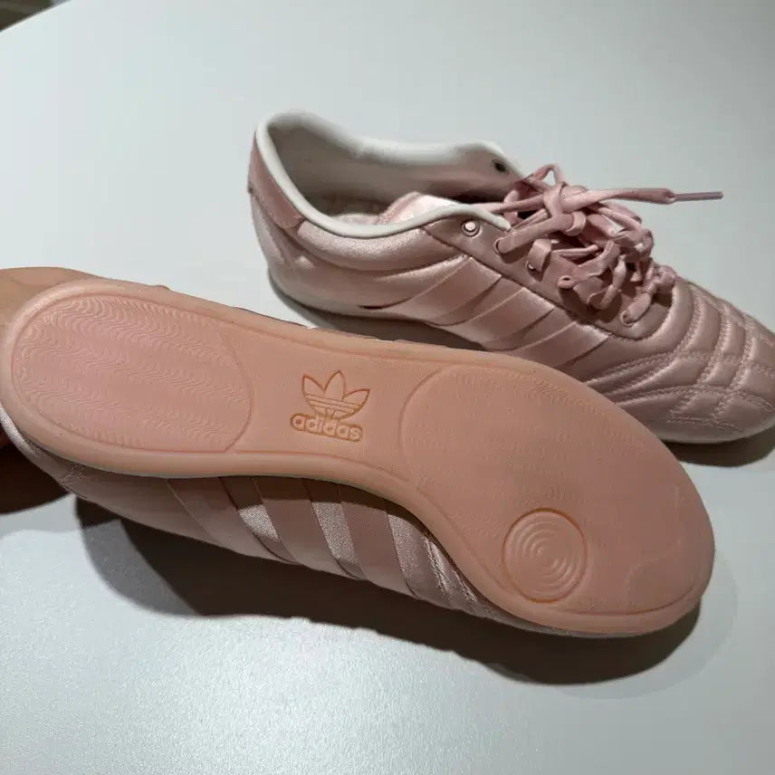 [SOLD OUT] 아디다스 태권도 핑크,실크 발레코어 운동화