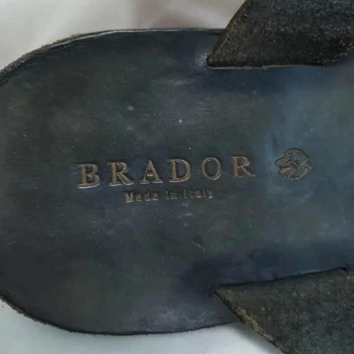 [BUNJANG] BRADOR Leather Flip-Flops 250mm / BRADOR 가죽 쪼리 250mm