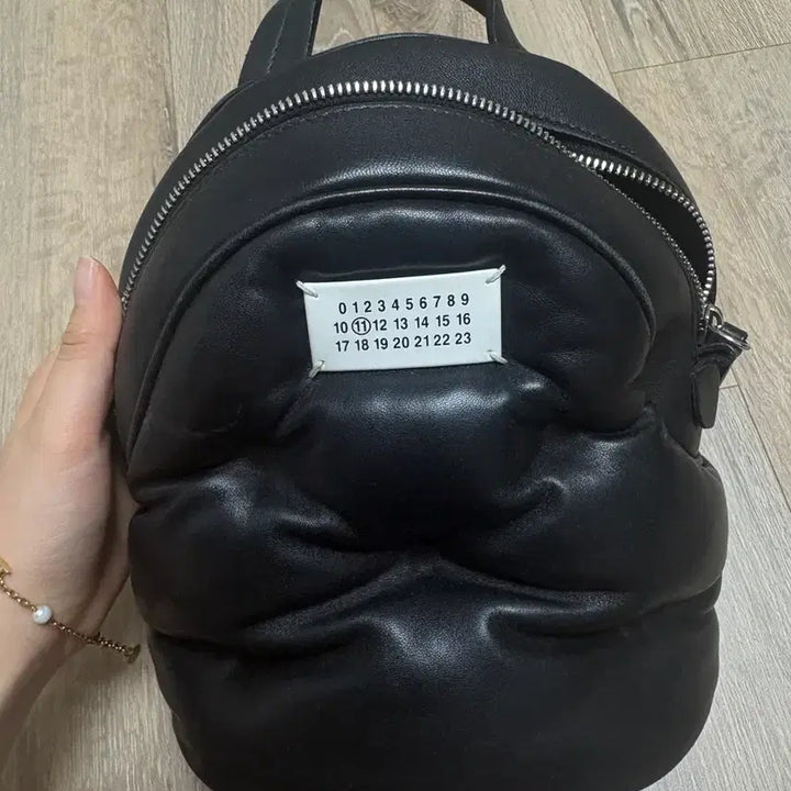 [SOLD OUT] 메종 마르지엘라 블랙 백팩 S56WA0014