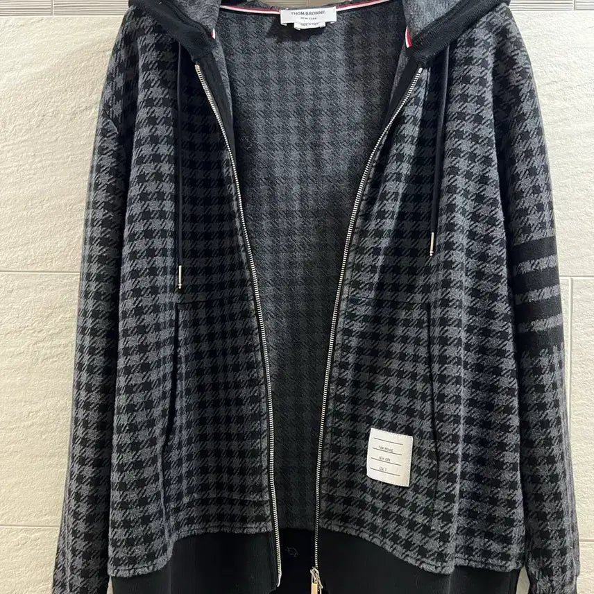 [BUNJANG] Thom Browne Check Jacquard Hooded Zip-Up (Size 3) / 톰브라운 체크 자카드 후드 집업 3