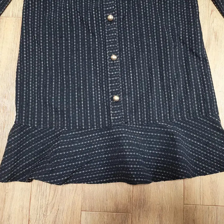 [BUNJANG] MINTA RETRO Gold Button Dress / 민타레트로(MINTA RETRO) 골드버튼 원피스 55 새상품