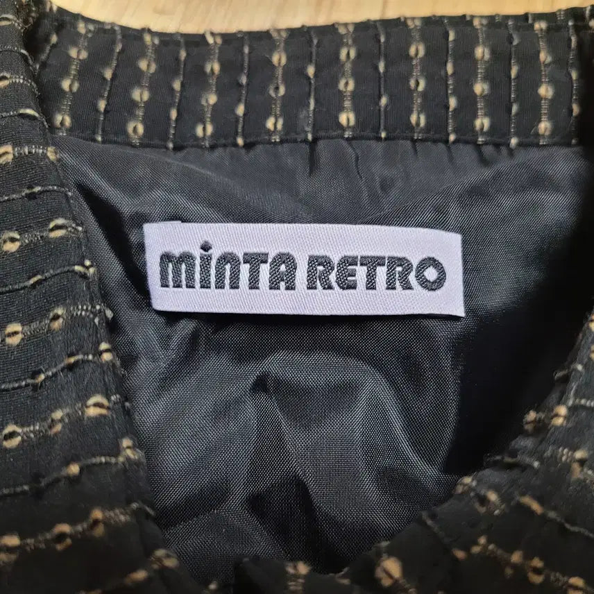 [BUNJANG] MINTA RETRO Gold Button Dress / 민타레트로(MINTA RETRO) 골드버튼 원피스 55 새상품