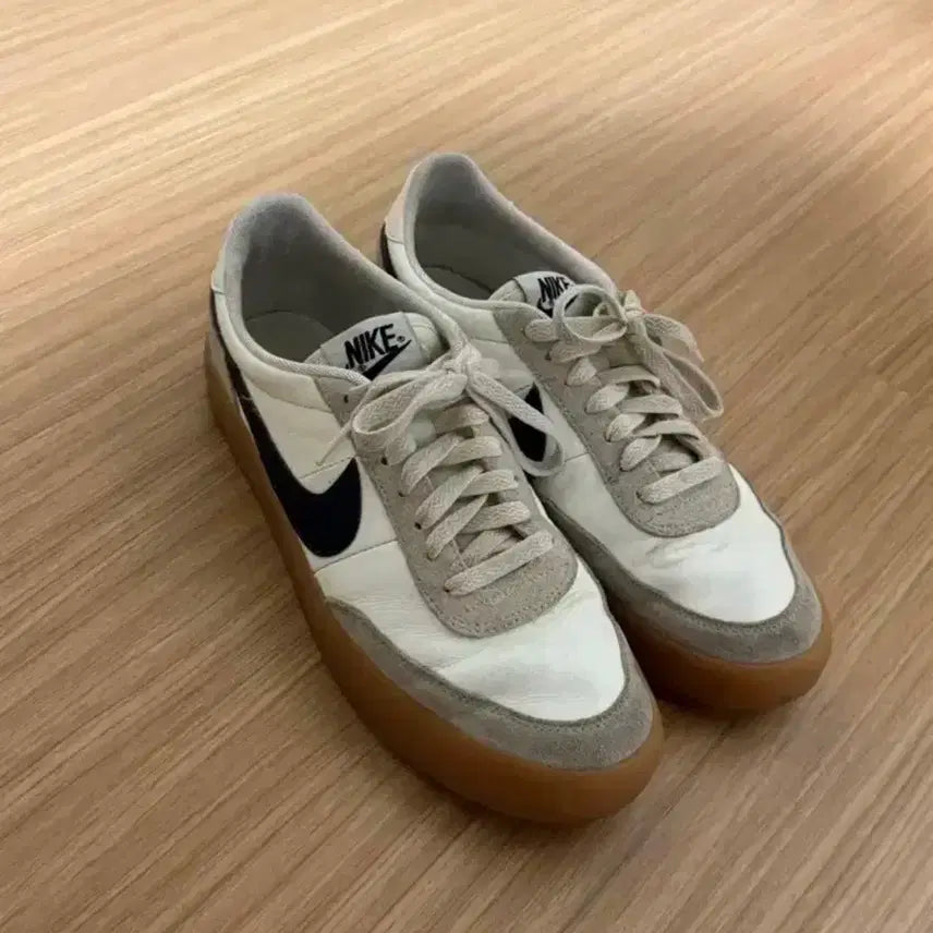 [SOLD OUT] 나이키 킬샷 제이크루 270사이즈 가성비 대여