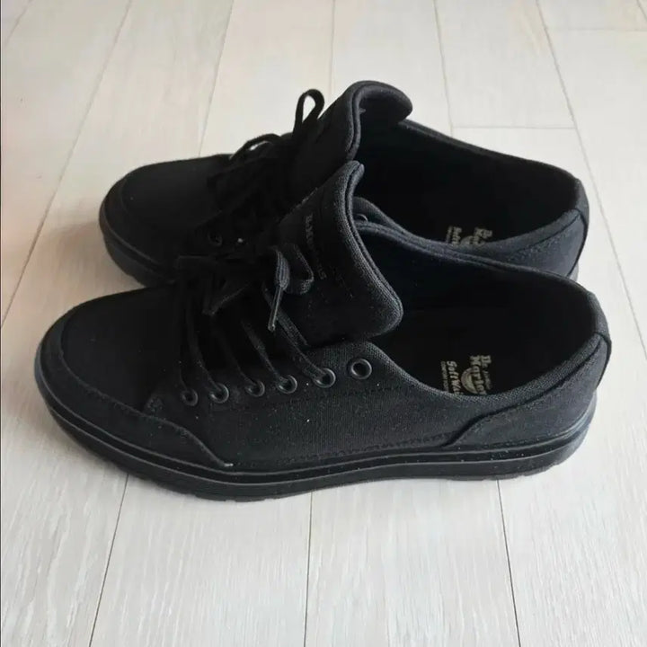 [BUNJANG] Dr. Martens Brooklee Black Sandals / 닥터마틴 브루클라인