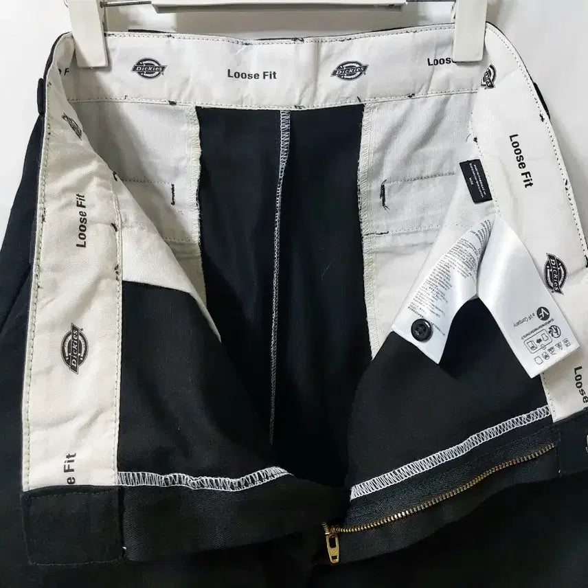 [SOLD OUT] 디키즈 루즈핏 반바지 36