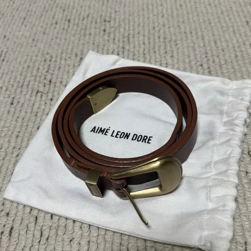 [SOLD OUT] 에임레온도르 가죽벨트