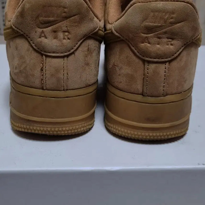 [SOLD OUT] 나이키 에어포스1 된장포스