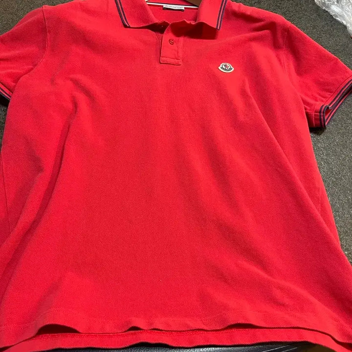 [SOLD OUT] 몽클레어 레드 피케 반팔 폴로티