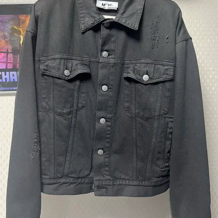 [SOLD OUT] mm6 마르지엘라 디스트로이드 데님 트러커