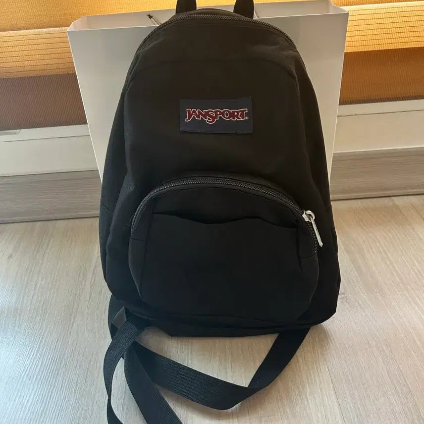 [SOLD OUT] 잔스포츠 하프파인트 미니 백팩 블랙