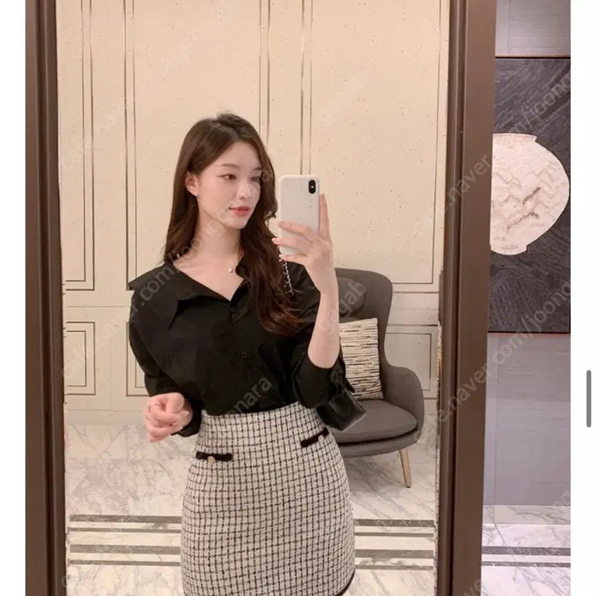 [SOLD OUT] 렌느 세미여리 오프카라셔츠  프리사이즈  정가 39,800원 (할인도안하