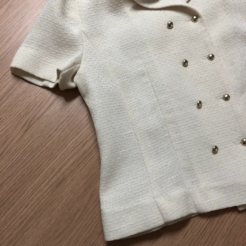 [BUNJANG] Wellknown Tweed Double-Button Jacket / 웰노운 더블단추 트위드 반팔 자켓 올드머니룩 출근룩 골드버튼