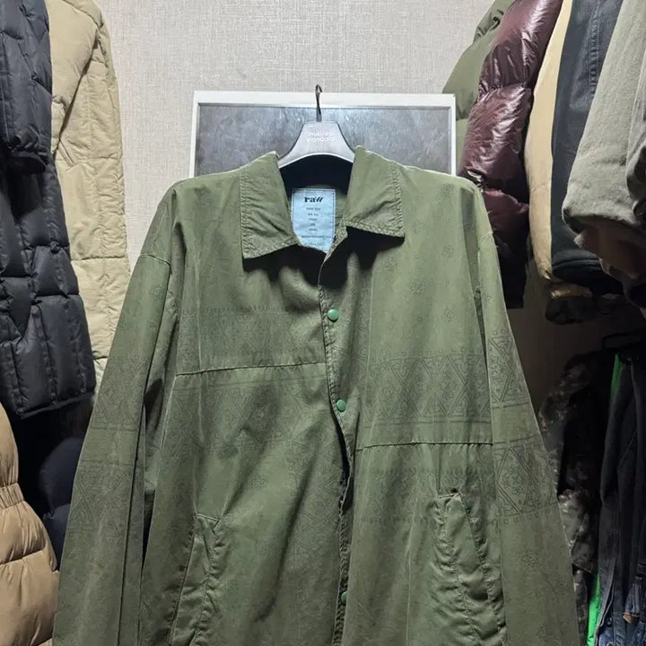 [BUNJANG] Blind Files Bandana Coach Jacket / 블라인드파일즈 반다나 코치자켓 2
