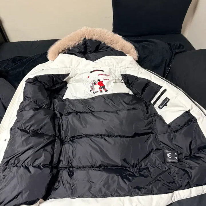 [BUNJANG] Moose Knuckles Stirling White Down Jacket / 무스너클 스틸링 화이트