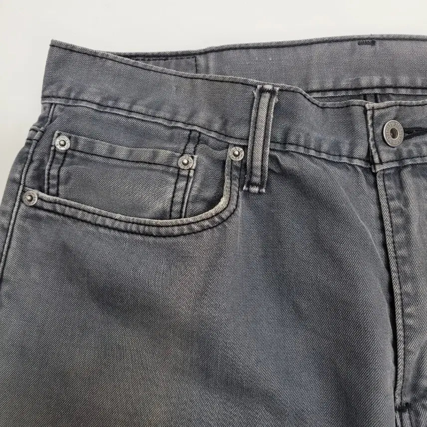 [SOLD OUT] LEVI&