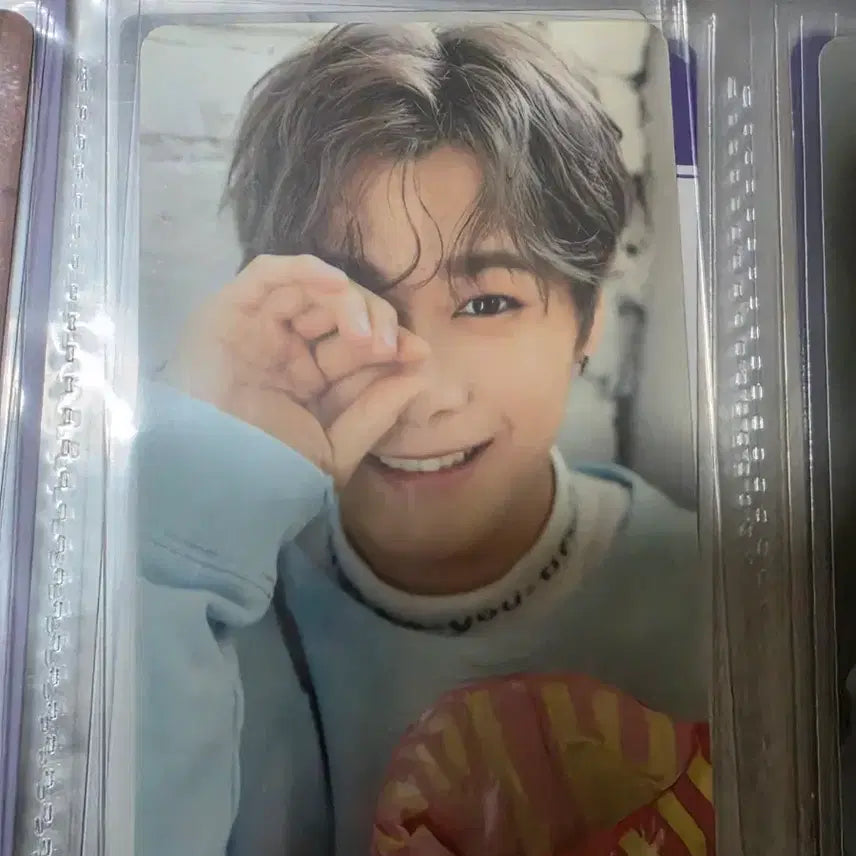 [SOLD OUT] 아스트로 문빈 2018 special present 포카