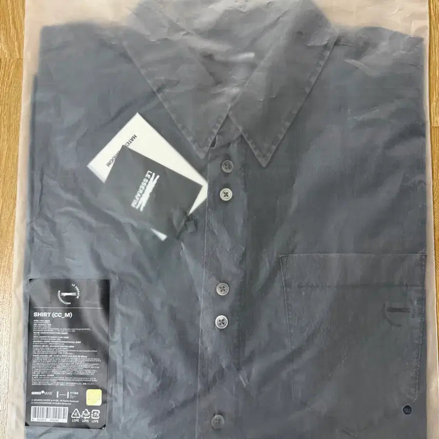 [BUNJANG] LE SSERAFIM HatchingRoom Shirt (M Size) / 르세라핌 HatchingRoom 셔츠 L사이즈