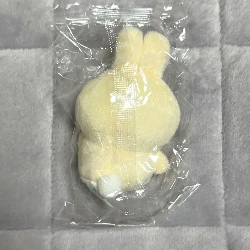 [BUNJANG] Cheekawaii Osowari 2 Usagi Plush / 치이카와 오스와리2 인형 우사기