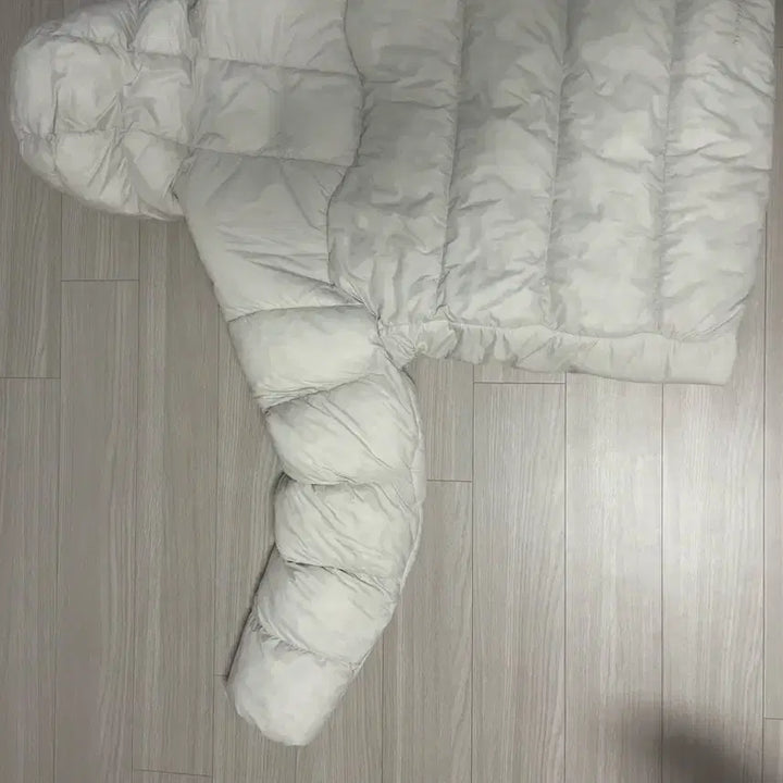 [BUNJANG] 나이키 ACG 화이트 패딩 자켓 L / 나이키 ACG 화이트 패딩 자켓 L