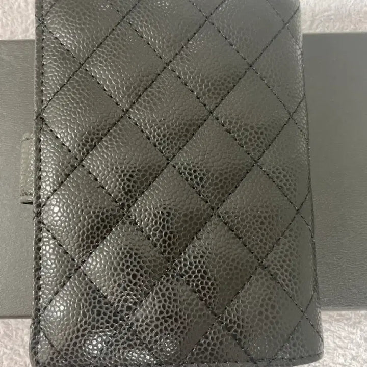 [SOLD OUT] 퀼팅 여권지갑