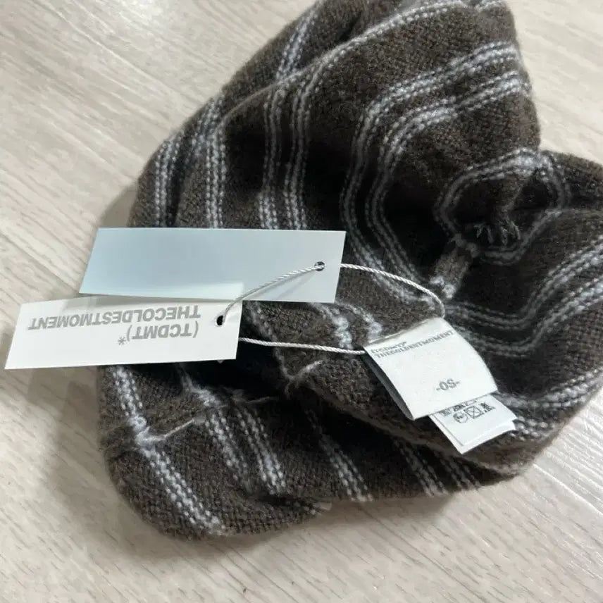 [BUNJANG] The Coldest Moment Striped Beanie / 더콜디스트모먼트 스트라이프 비니 새재품