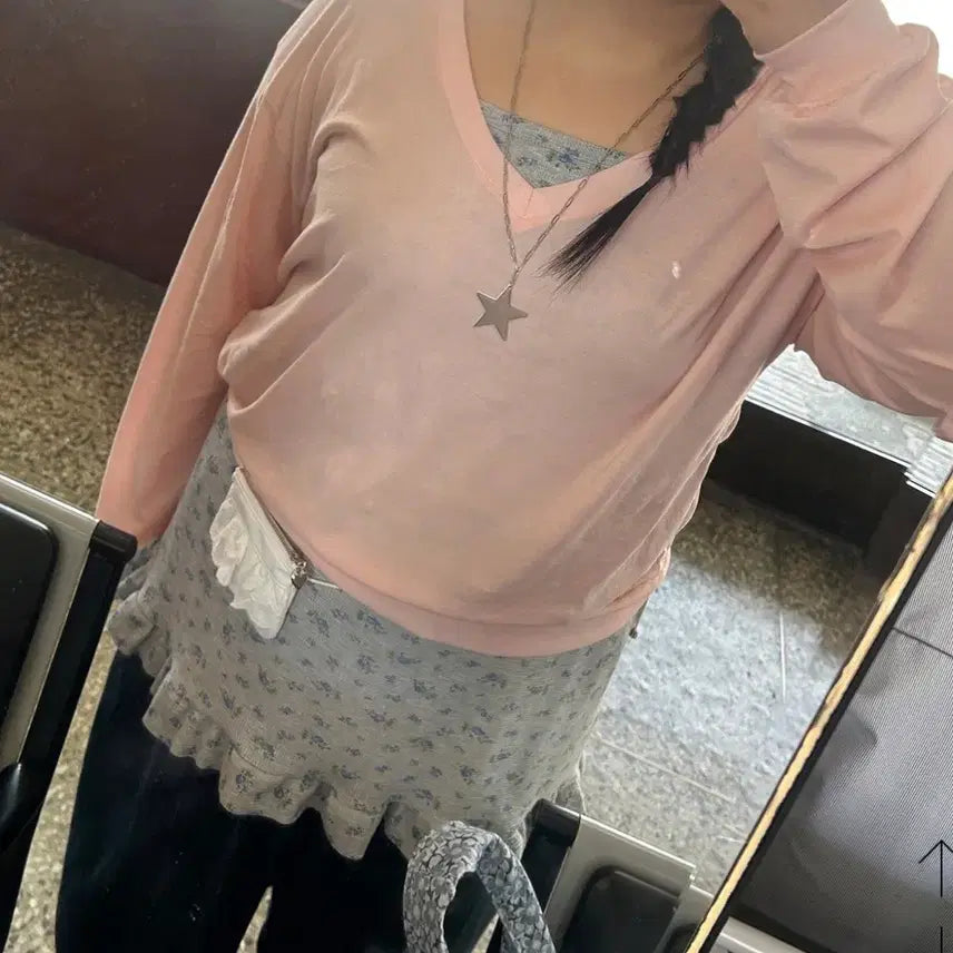 [BUNJANG] V-neck Long Sleeve Top / 연핑크 브이넥 롱슬리브