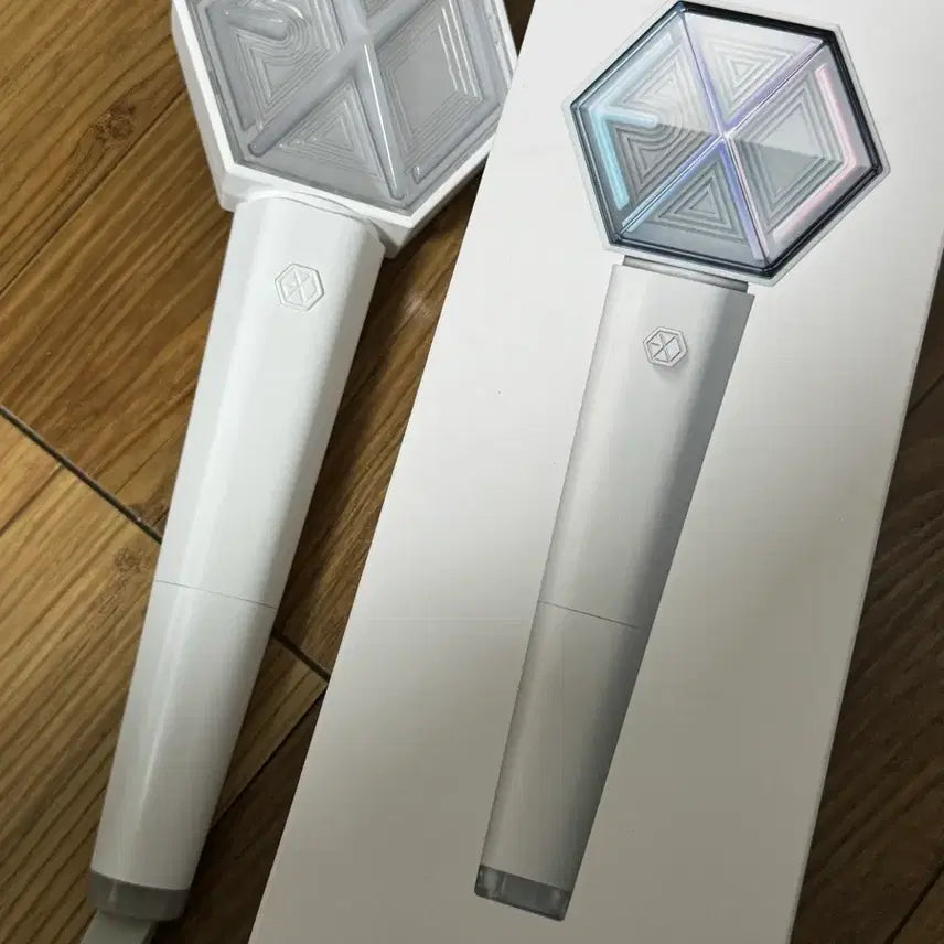 [SOLD OUT] 엑소 응원봉 판매(포카x, 건전지 포함)
