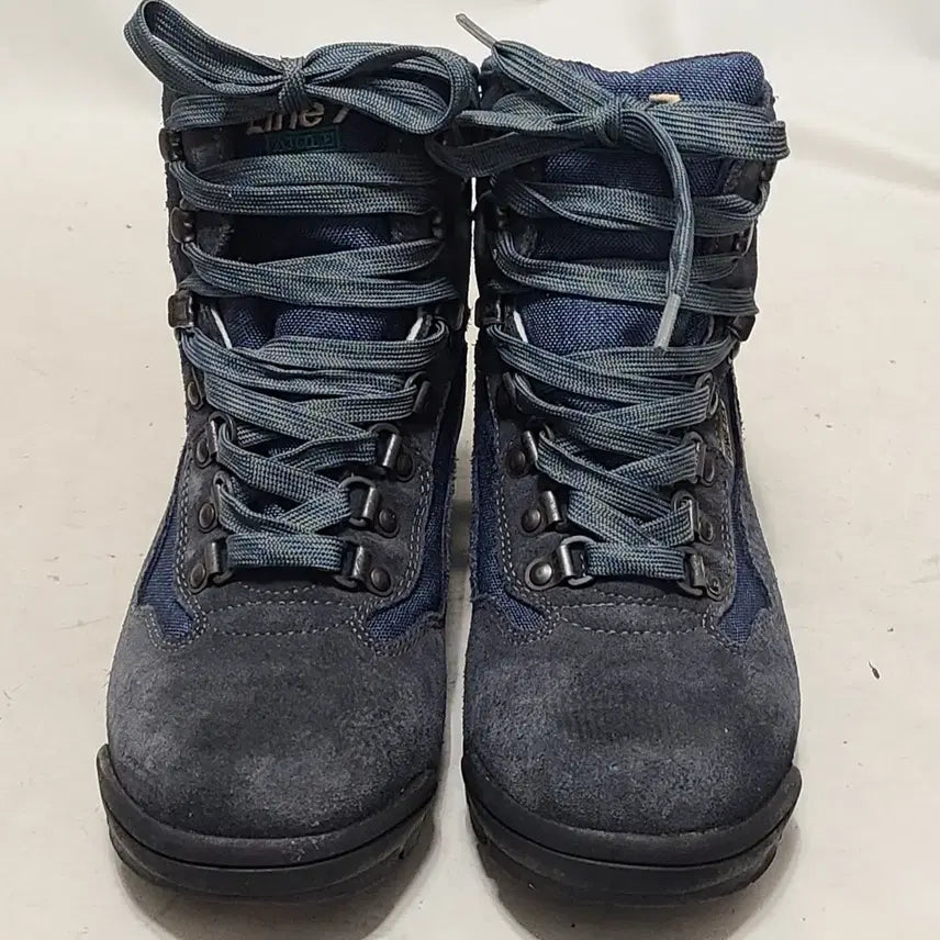 [BUNJANG] Line 7 Gore-Tex Hiking Boots Size 255 / 1) 255 라인7 프랑스 고어텍스 등산화