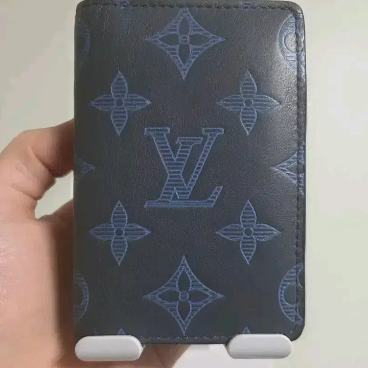 [SOLD OUT] 루이비통 모노그램 쉐도우 오거나이저