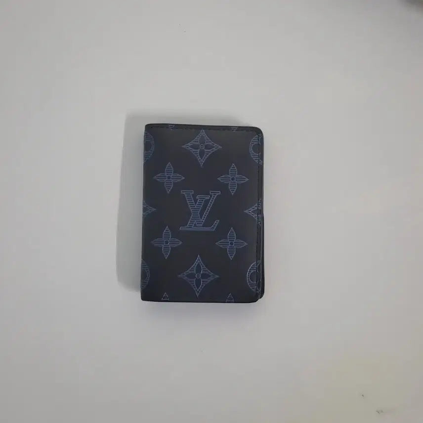 [SOLD OUT] 루이비통 모노그램 쉐도우 오거나이저