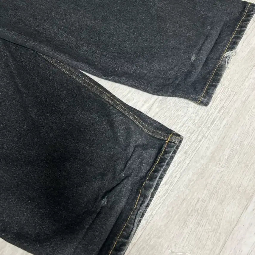 [BUNJANG] Weeekenders Dwarf Black Denim Pants / 위캔더스 드워프 블랙 데님 팬츠 M