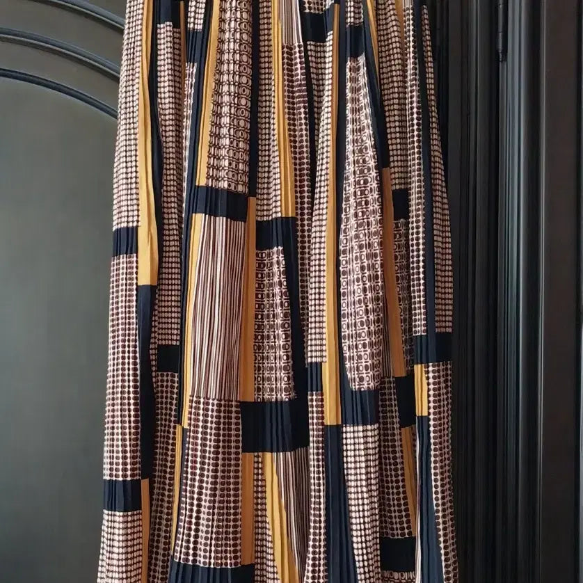 [BUNJANG] Patterned Pleated Long Banding Skirt / 패턴 플리츠 미디 밴딩스커트