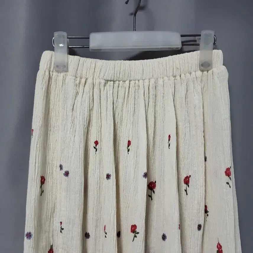 [BUNJANG] Floral Pleated Skirt / 플라워 주름 스커트