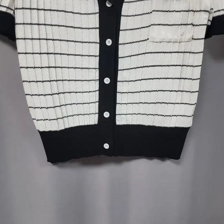 [SOLD OUT] 카라넥 스트라이프  니트 가디건