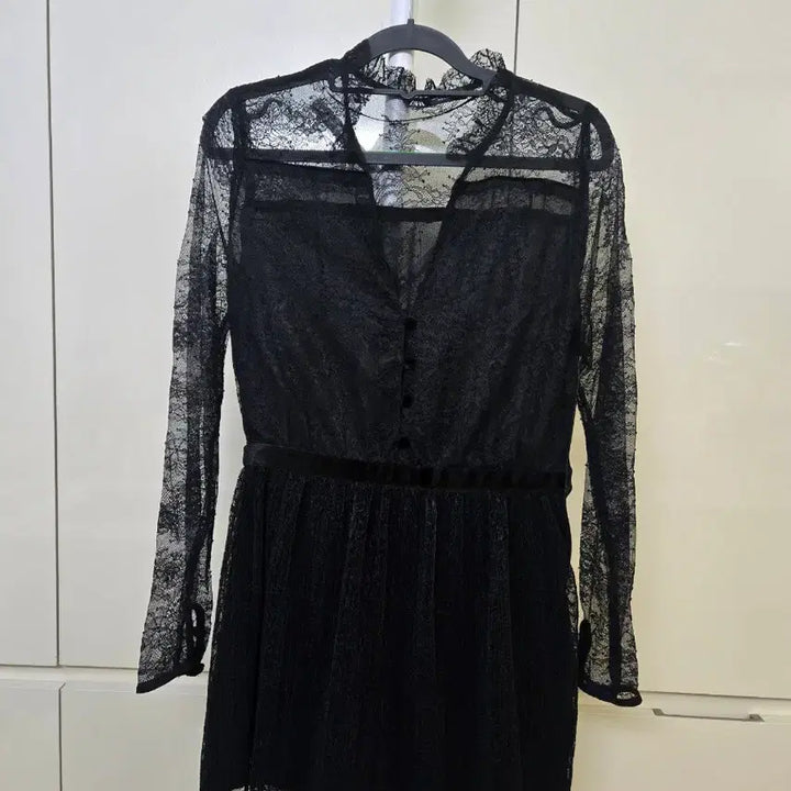 [BUNJANG] ZARA Black Lace Mini Dress / 자라 블랙 레이스 미니 원피스