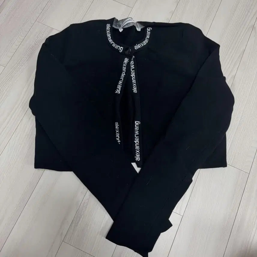 [BUNJANG] Alexander Wang Crop Cardigan / 알렉산더왕 크롭 가디건