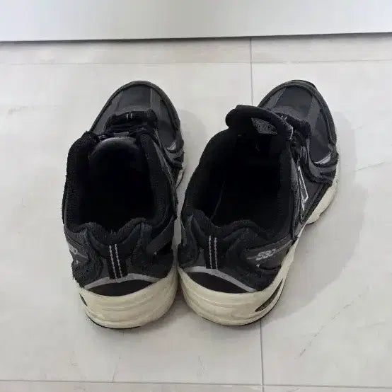 [BUNJANG] 뉴발란스 530 블랙 운동화 200 / 뉴발란스 530 블랙 운동화 200